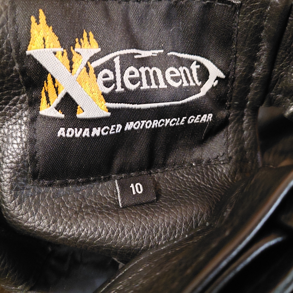 NWT. Womens Black Leather Chaps. SZ 10 - Picture 8 of 10